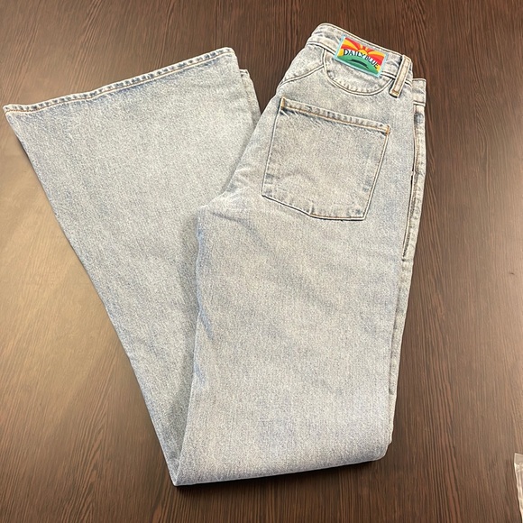 DAILY BLUE SKYE LAKE High Rise Bell - Picture 1 of 9